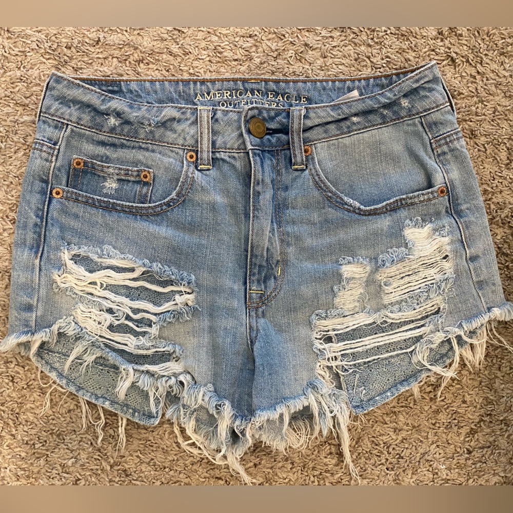 American Eagle Outfitters Women's Hi-Rise Festival Ripped Jean Shorts, Sz 6